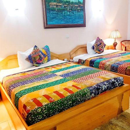 Alma House Hotel Accra Buitenkant foto
